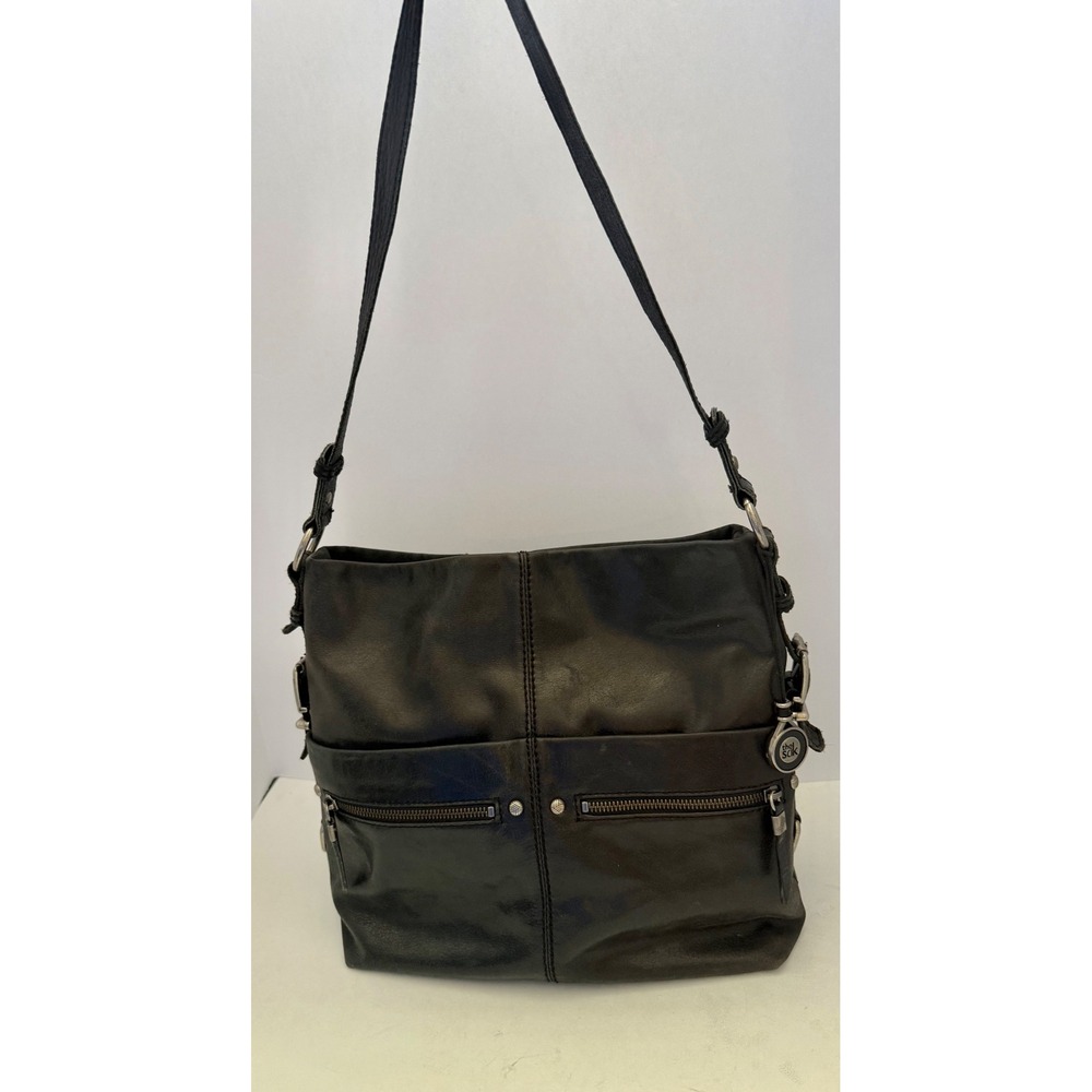 The Sak Black Leather Shoulder crossbody  bag Hobo Boho Inspired Pre-Owned